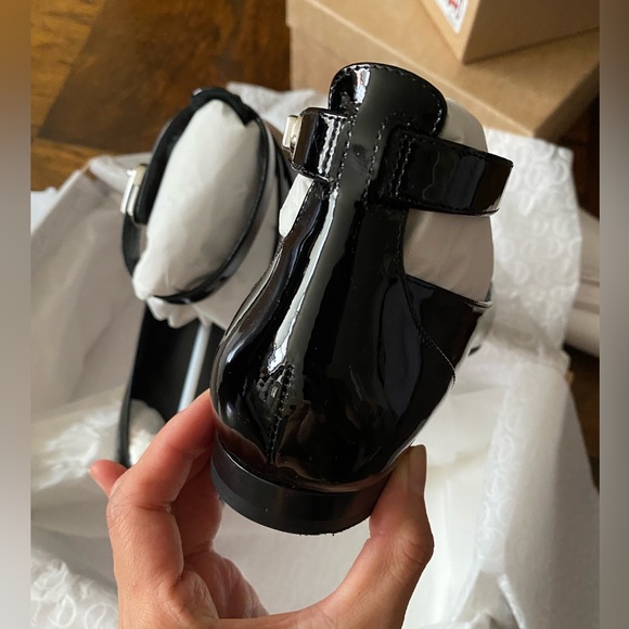 Christian Louboutin Lock Ballerina Flats, Patent, Black, 36.5 - Picture 5 of 11